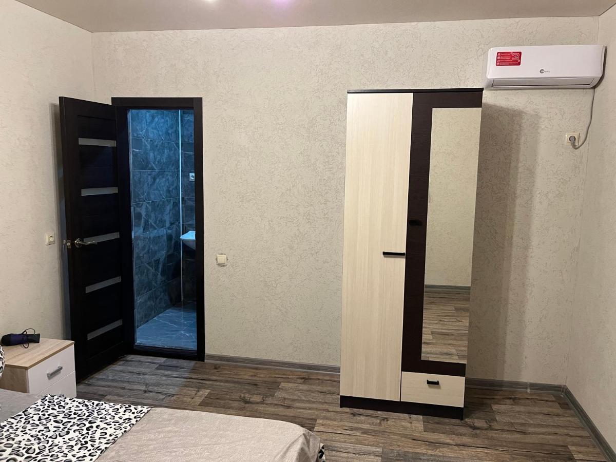 Леон Hotel Gagra Eksteriør billede