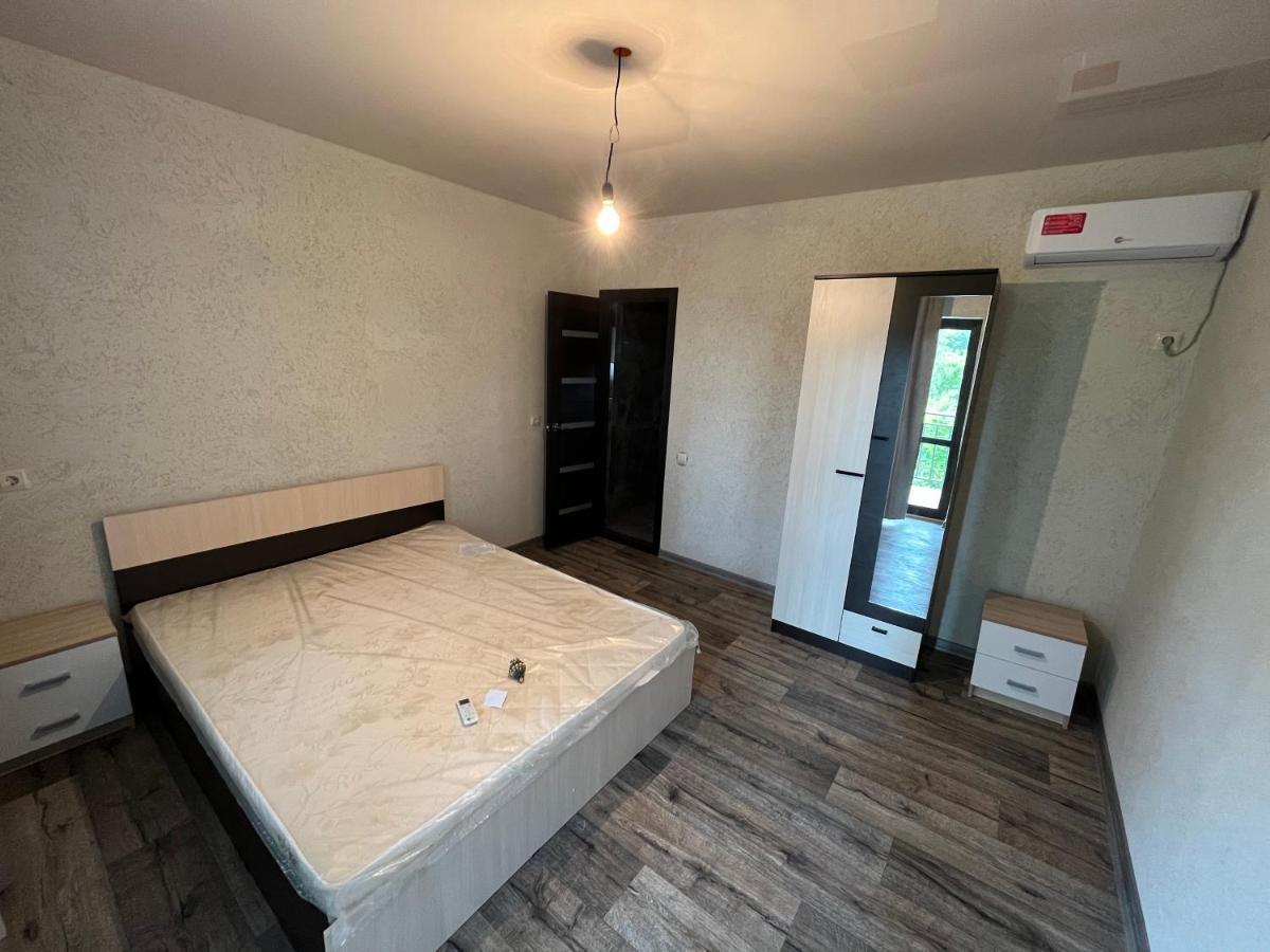 Леон Hotel Gagra Eksteriør billede